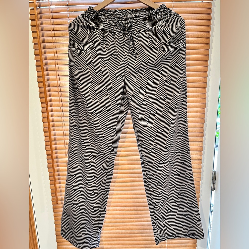 Black and Tan Geometric Wide Leg Pants